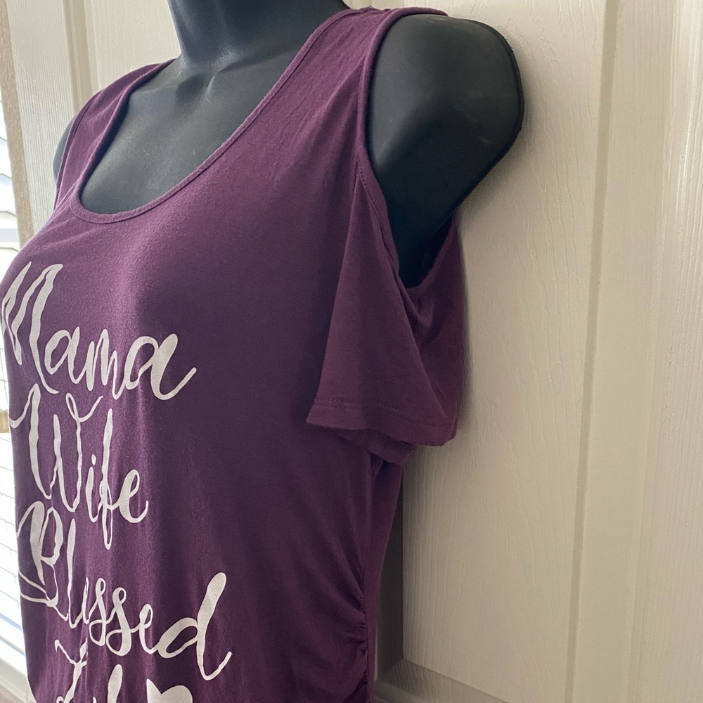 Maternity Shirt - Picture 3 of 4
